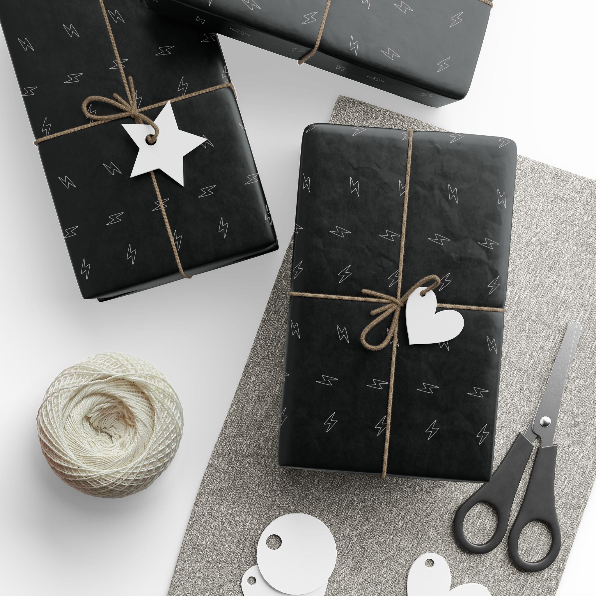 OIJIM BOLT WRAPPING PAPER – BLACK & WHITE